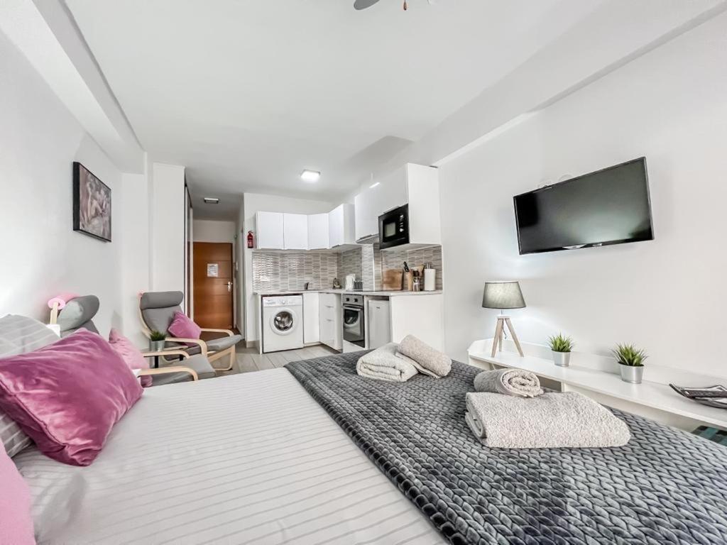 Reformed Studio Apartment In Central Nerja 3K מראה חיצוני תמונה